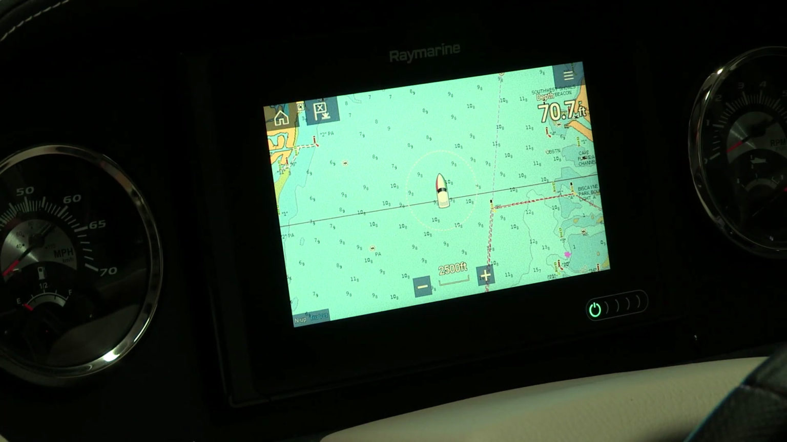 Raymarine AXIOM 7 Review Latest 2021 review FishFinder HQ