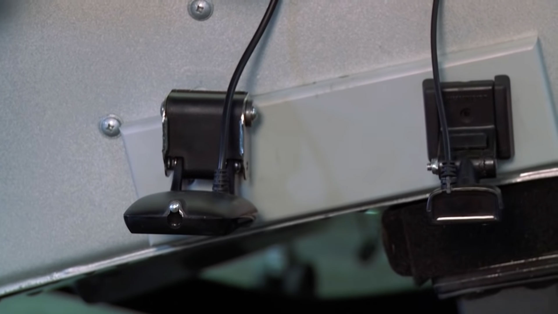 How to Install a Fish Finder Transducer FishFinder HQ