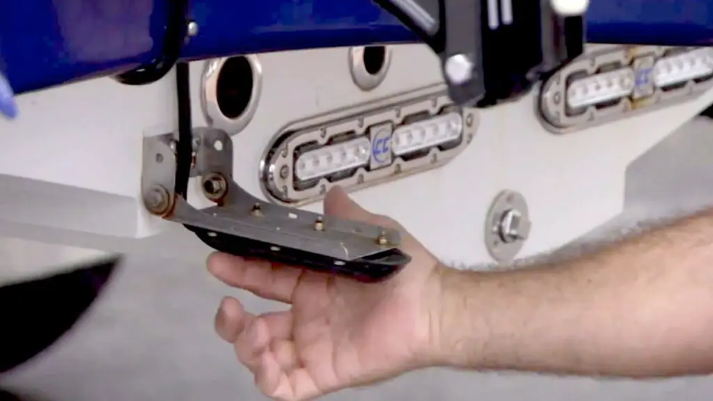 lowrance transducer